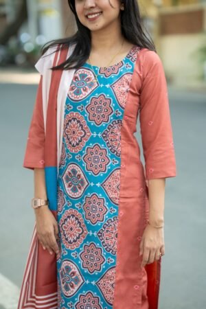 Terracotta charm - Image 3